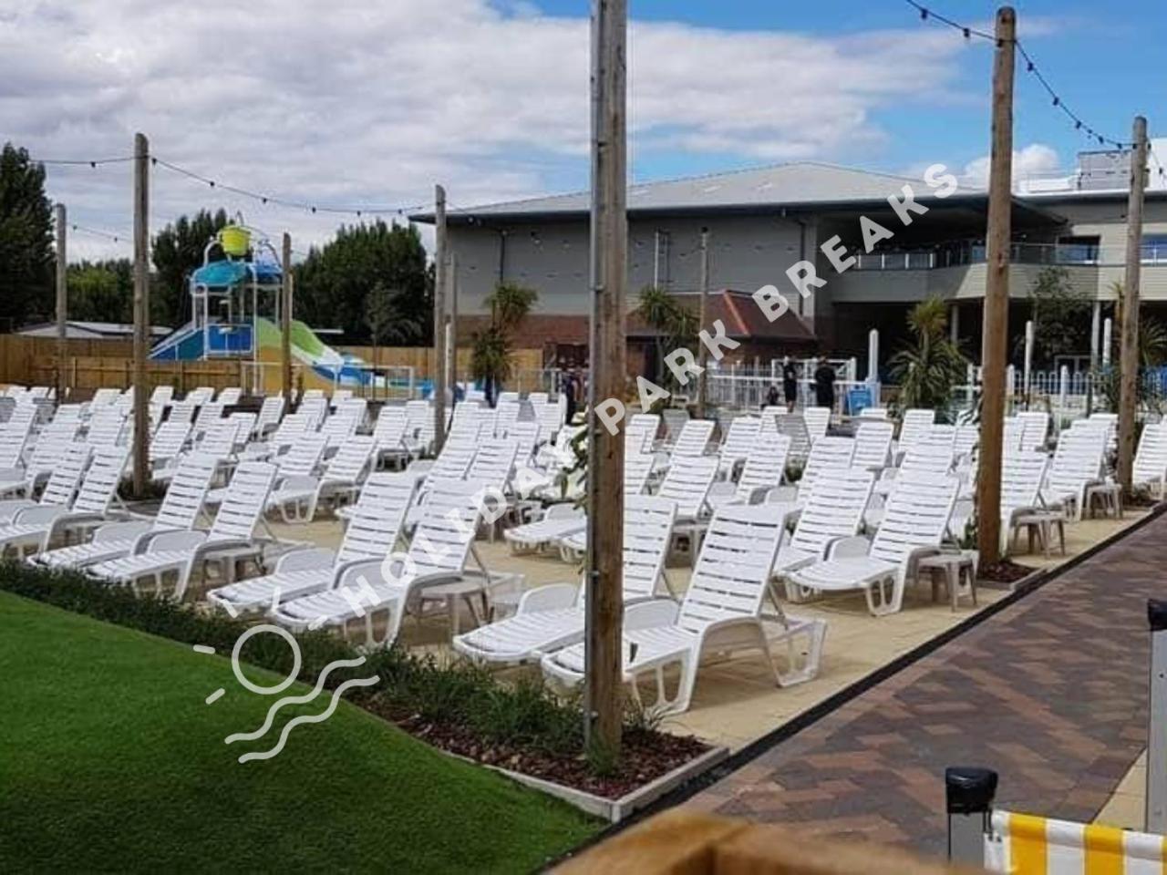 Haywood - 3 Bed Pet Friendly Holiday Home At Seal Bay Selsey Extérieur photo